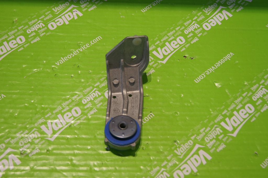 фото №1, Кронштейн vivaro jumpy expert zafira life крепление