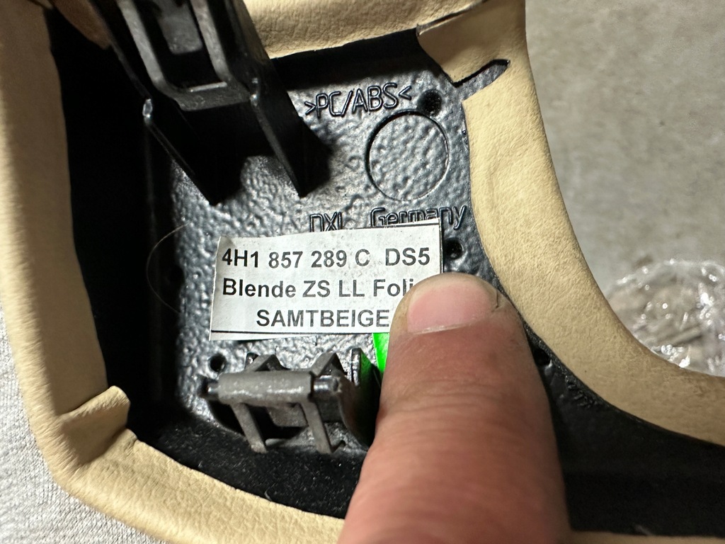 фото №5, Захист рамка панелі консолі audi a8 d4 4h1857289c