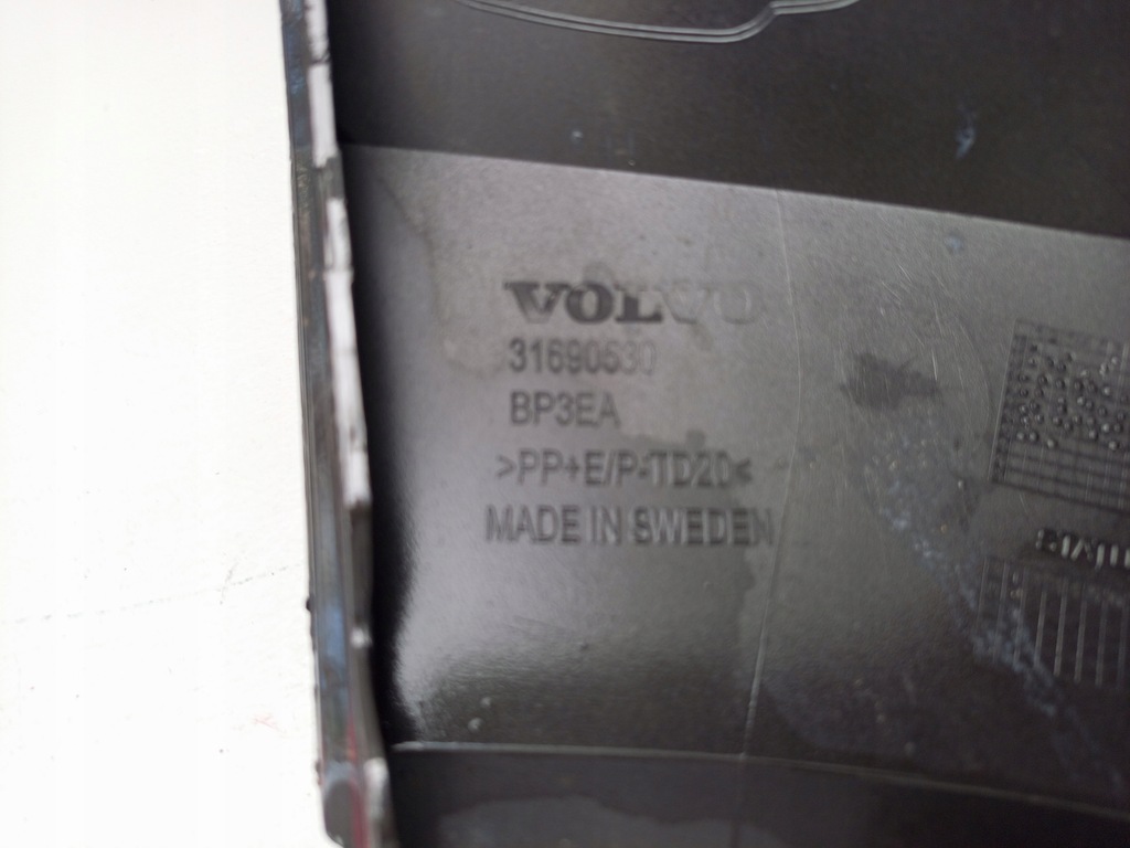 фото №14, Volvo s60 iii v60 ii 2018- бампер перед передній r-design 31690530 =