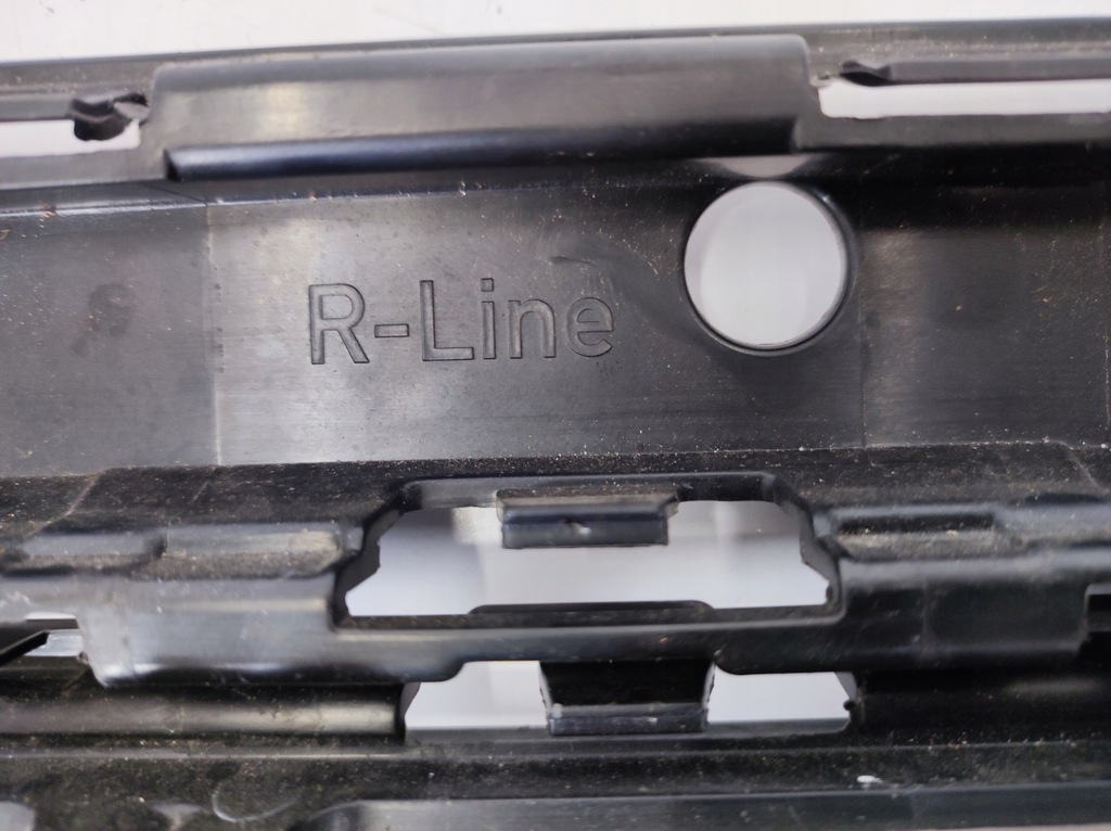 фото №8, Решітка середня бампера перед vw t-roc lift r-line 2ga853677f