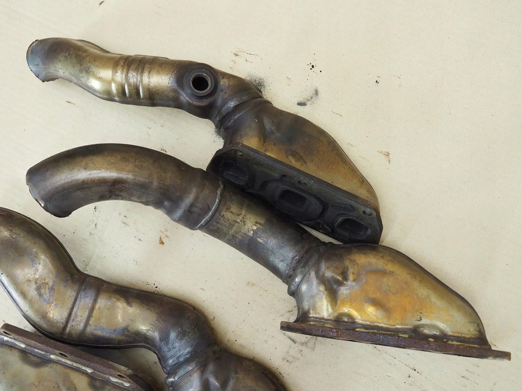 фото №16, A8 d3 6.0 коллектор выпускной комплект