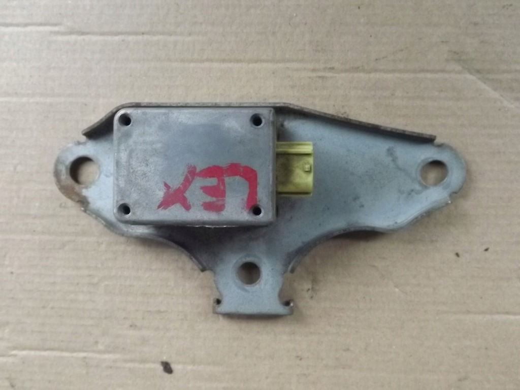 фото №13, Lexus is200 is-200 правый левый датчик ударный подушки безопасности датчик подушка безопасности