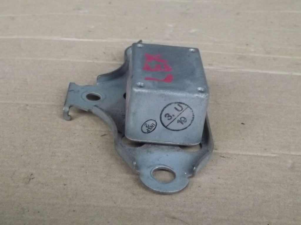 фото №6, Lexus is200 is-200 правый левый датчик ударный подушки безопасности датчик подушка безопасности