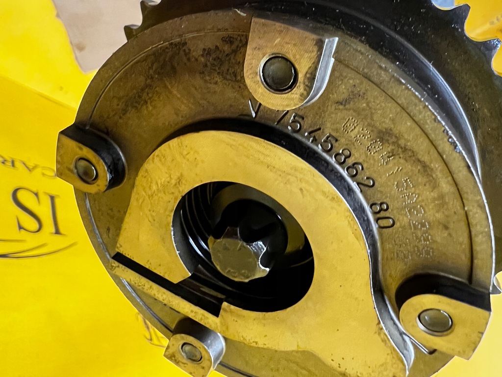 фото №10, Комплект валы распределительного вала всасывающий выпускной citroen peugeot 1.6 thp 5g01 10fjcc