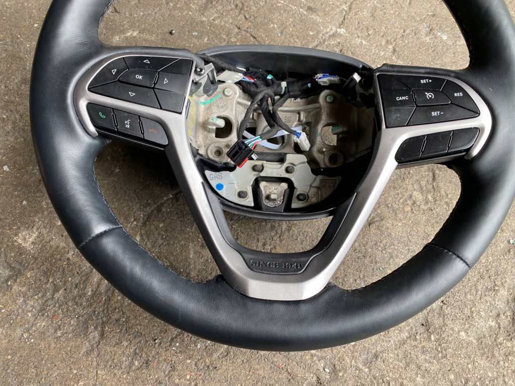 фото №7, 49 jeep grand cherokee wk2 lift воздуховод кожа