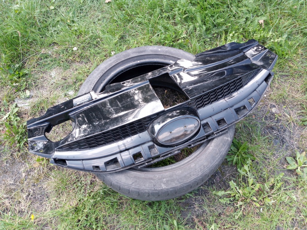 фото №1, Решётка радиатора решётка радиатора бампера hyundai ix35 86351-2y000