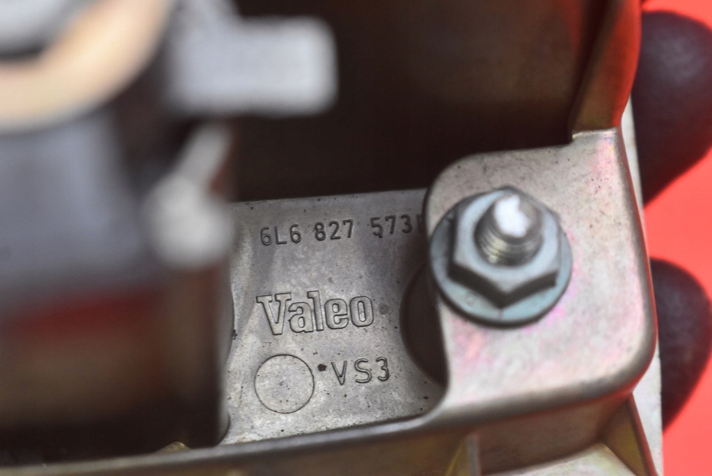 фото №7, Ручка крышки задняя задний 6l6827573b seat cordoba 2 ii 99-03