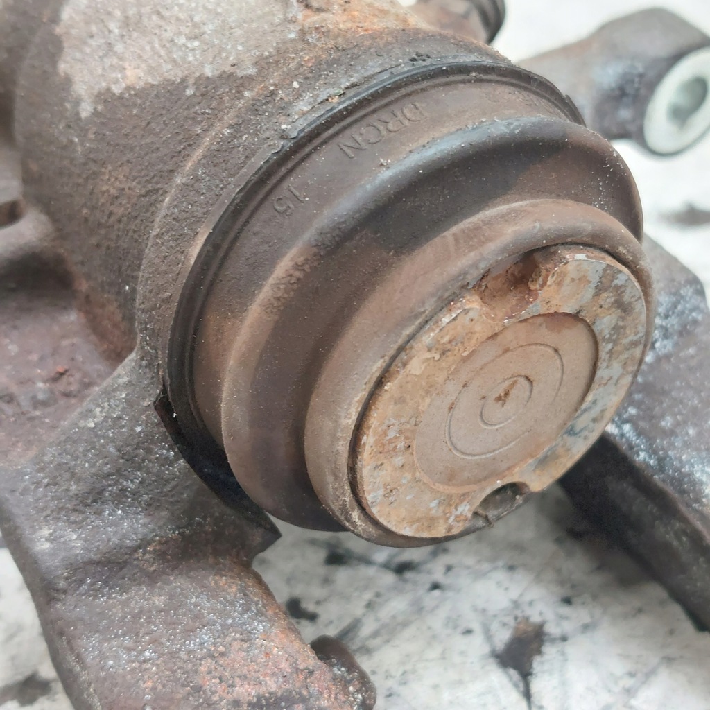 фото №9, Opel mokka a 1,6 суппорт тормозной левый задняя