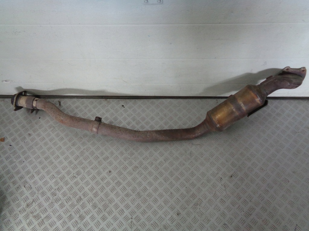 фото №1, Dodge durango 3.6 4x4 2016 гаситель труба выхлопная катализатор выхлоп правый