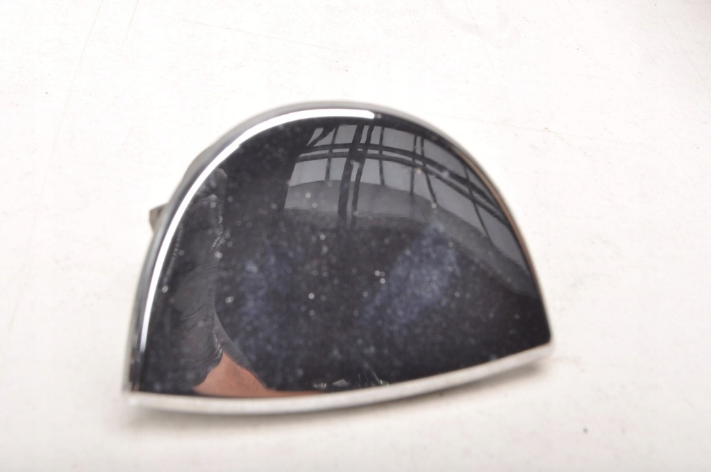 фото №1, Mini r60 заглушка распылителя лампы левая