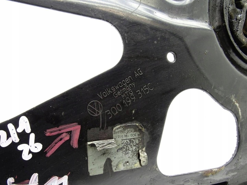 Подрамник балка двигателя vw golf viii a3 8y leon iv octavia iv t-roc 3q0199315c в Украине