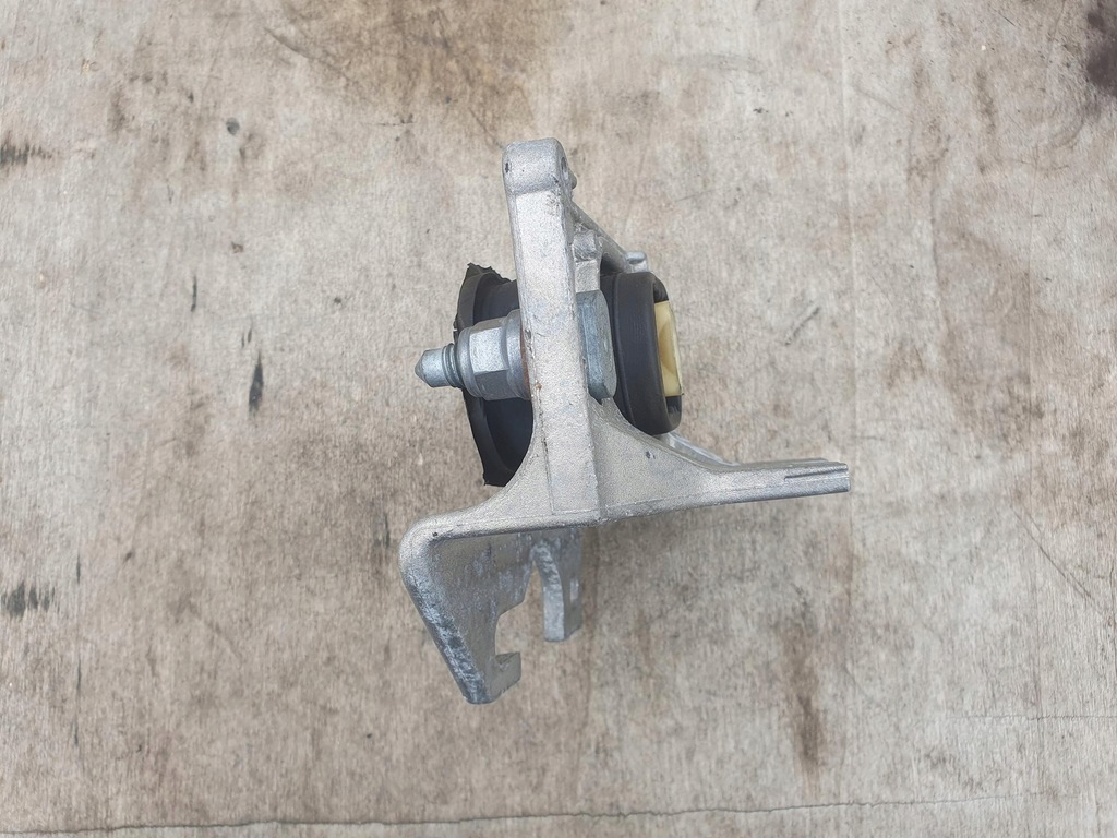 фото №7, Подушка коробки renault captur 112205217r