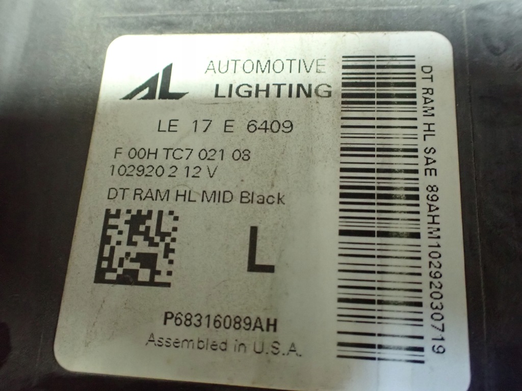 фото №11, Лампа передняя левая led czarna kpl dodge ram v rebel laremie 2019-