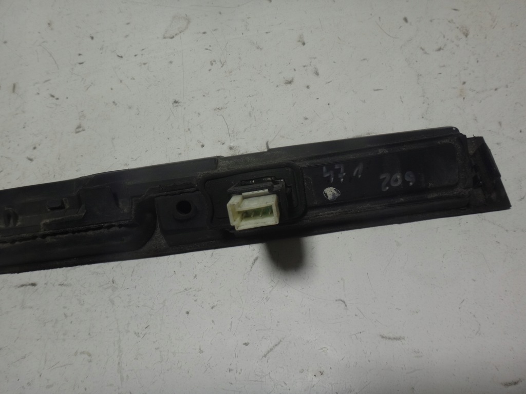 фото №7, Накладка ручка підсвітка кришки багажника x3 e83