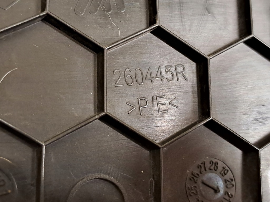 фото №12, Защита обшивка стойка c правая правый задняя задняя dacia logan iii sandero 21r