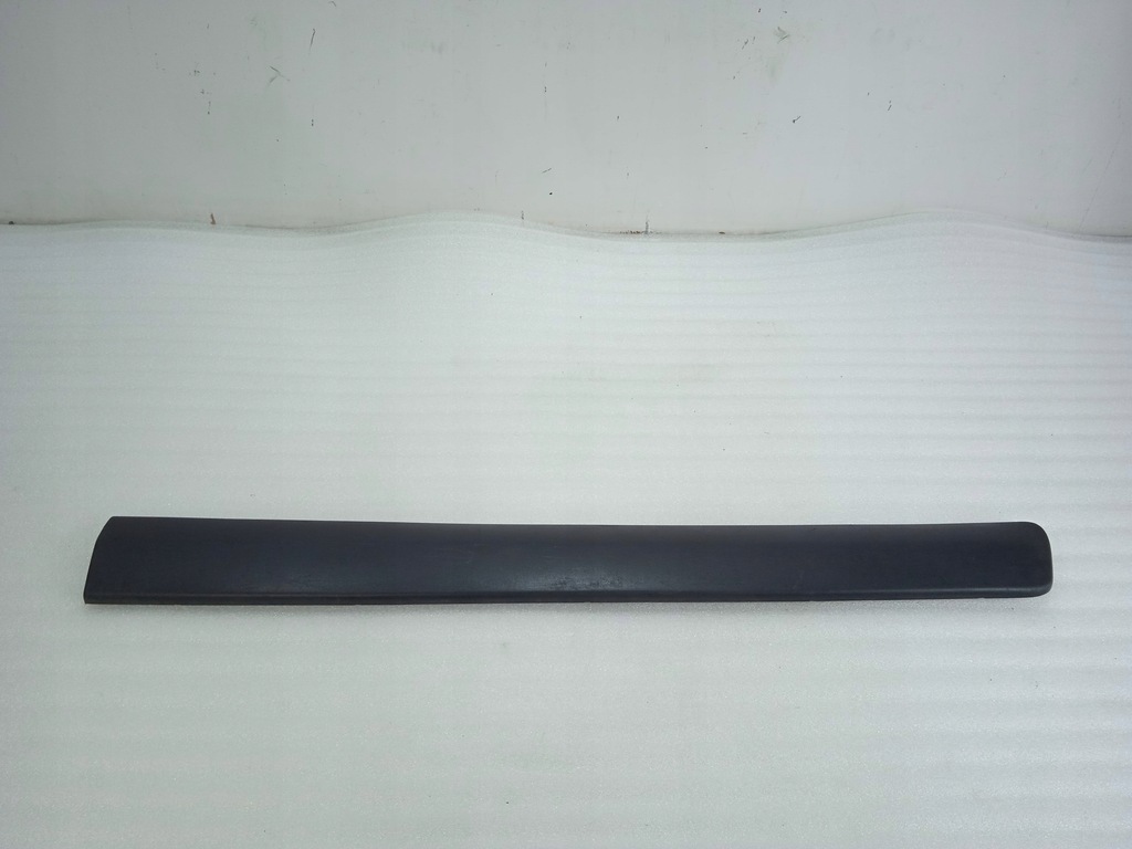 фото №1, Dacia logan молдинг двері права перед 8200476580