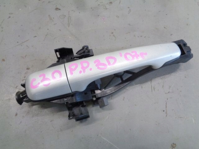 фото №1, Volvo c30 07 ручка наружная правый перед 481-16