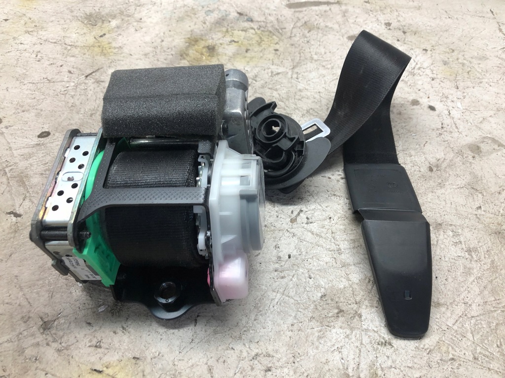 фото №1, A6 c7 pas безпеки правий передній 4g8857706b