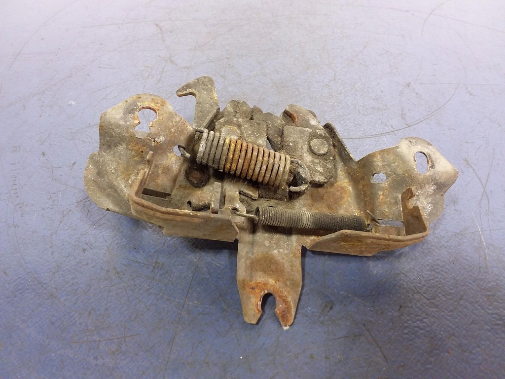 фото №1, Mitsubishi eclipse 2g замок засувка капот