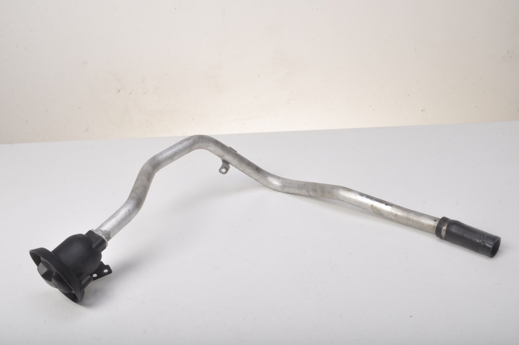 Mclaren mp4 spider 3.8 заливна горловина оливи 11f1111sp.02 Недорого