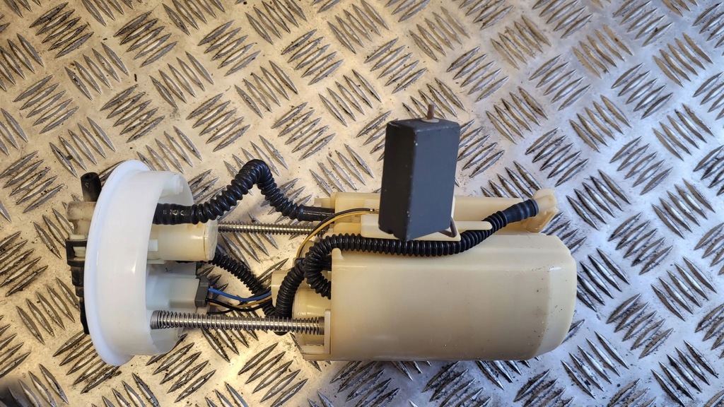 фото №8, Honda jazz 2003 насос топлива w бак