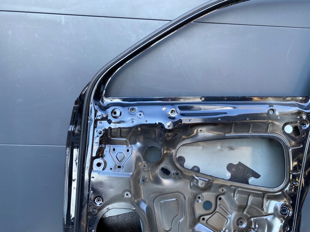 Vw tiguan ii дверь правое 15-23 5na831312 чёрные Доставка