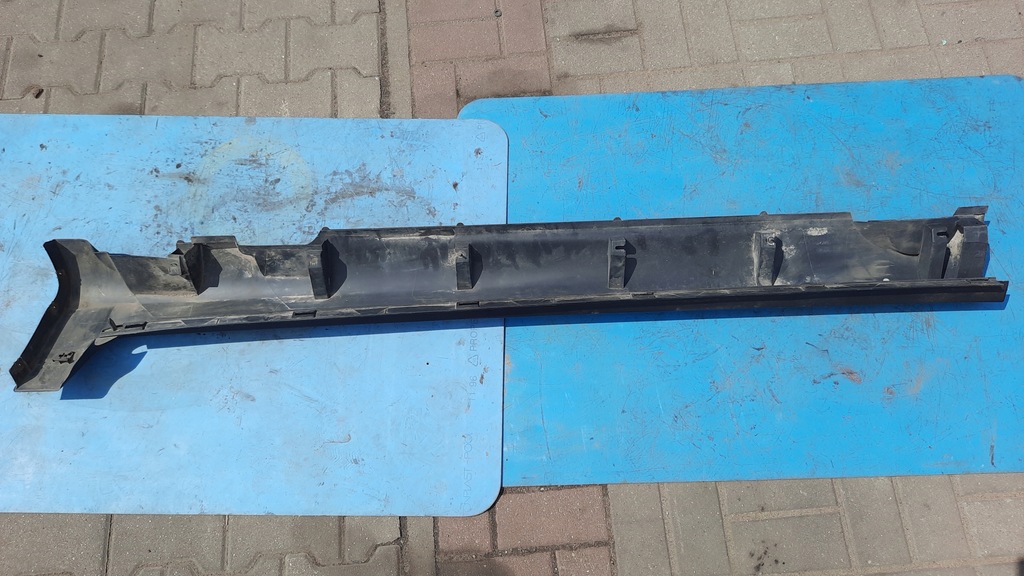 фото №4, Молдинг поріг права volvo xc60 lift 30744868