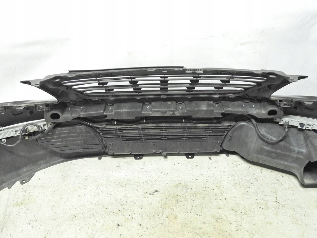 Peugeot 308 2 t9 13-17 ktvd бампер перед комплектный Оригинал