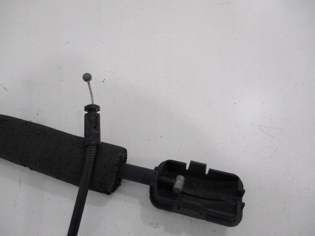 фото №8, Renault scenic iii замок двері правий задня 6 pin 825020005r