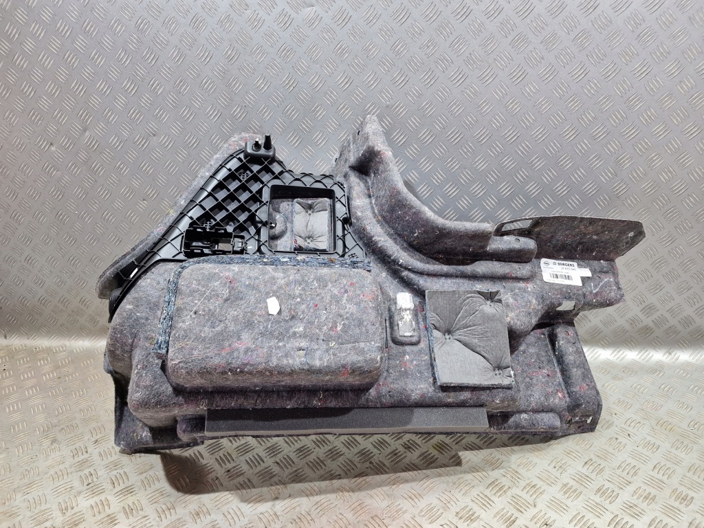 фото №4, Правый задний обшивка багажника opel cascada