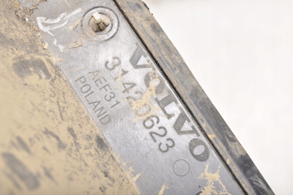 фото №6, Volvo xc60 ii молдинг накладка порог правая 31420623