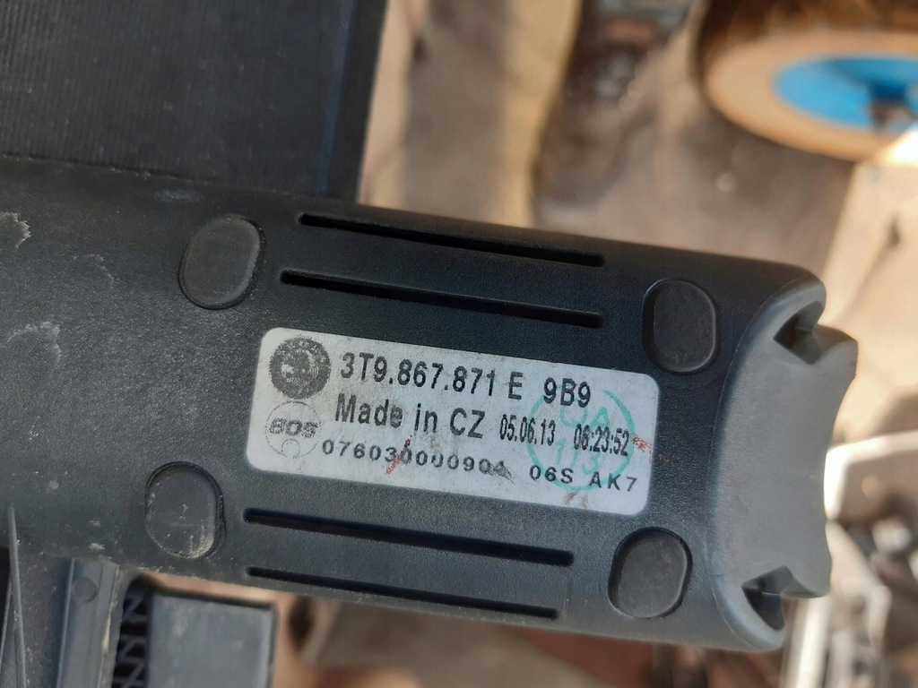 фото №12, Шторка багажника 3t9867871e skoda superb ii