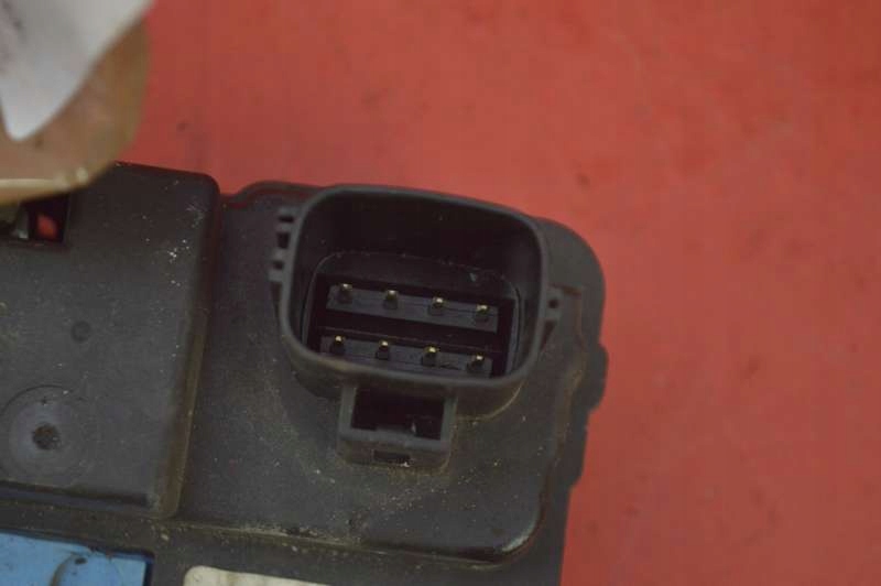 фото №7, Замок дверь левый перед передняя eu 30663040 volvo s60 1 i 04-09