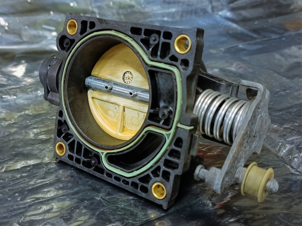 фото №14, Mazda 6 gg gy 1.8 дросельна заслінка