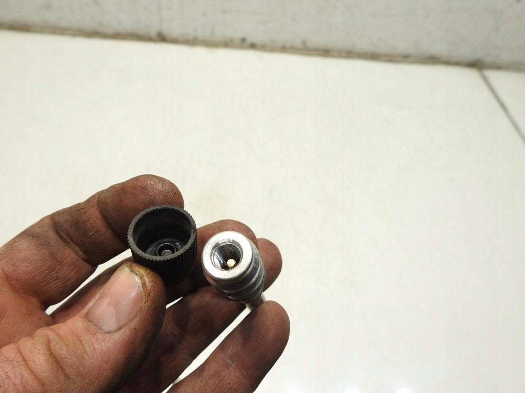 фото №6, Патрубок шланг трубка кондиціонера renault scenic iii 2.0 dci 924400009r