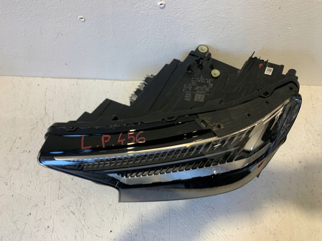 фото №6, Audi q4 e-tron лампа перед левая matrix