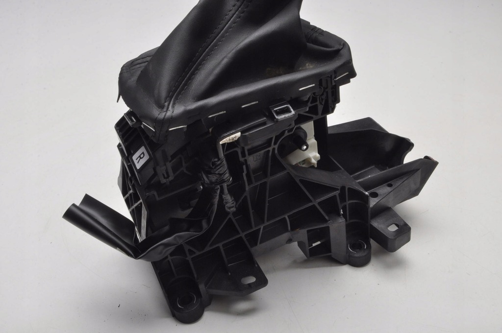 фото №7, Toyota c-hr вибірник домкрат коробки передач 75g591