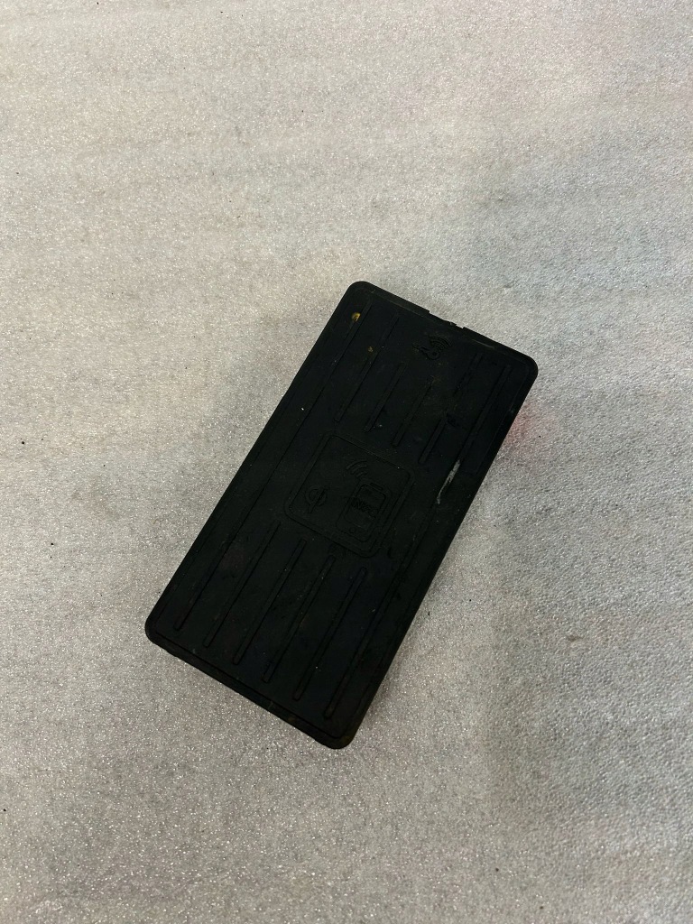 фото №1, Зарядное устройство индукционная audi 4k0035773b