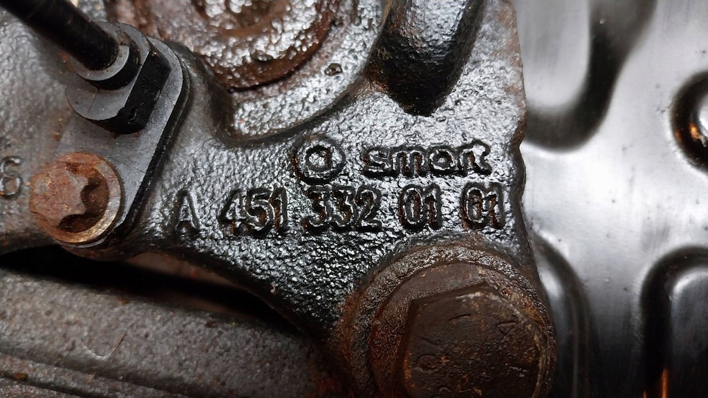 фото №6, Поворотный кулак ступица суппорт левый перед a4513320101 smart fortwo ii 451 1.0 t