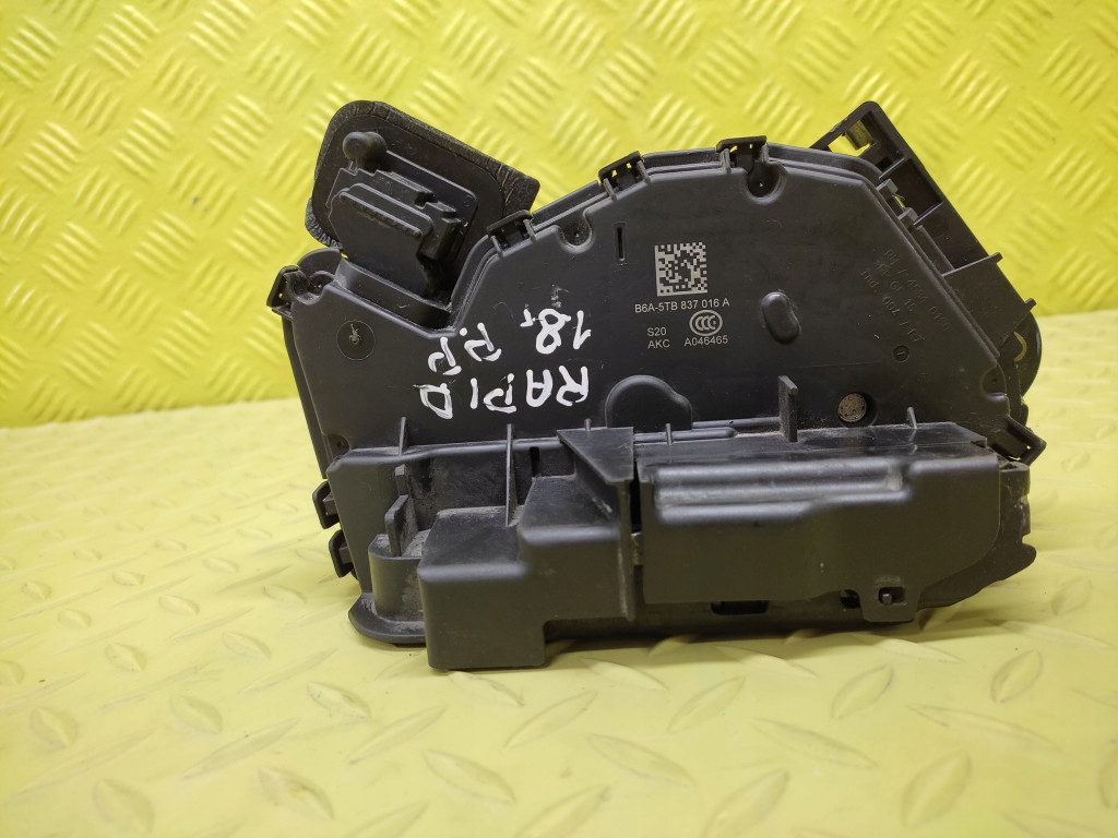 фото №1, Skoda rapid ii замок перед правый b6a5tb837016a