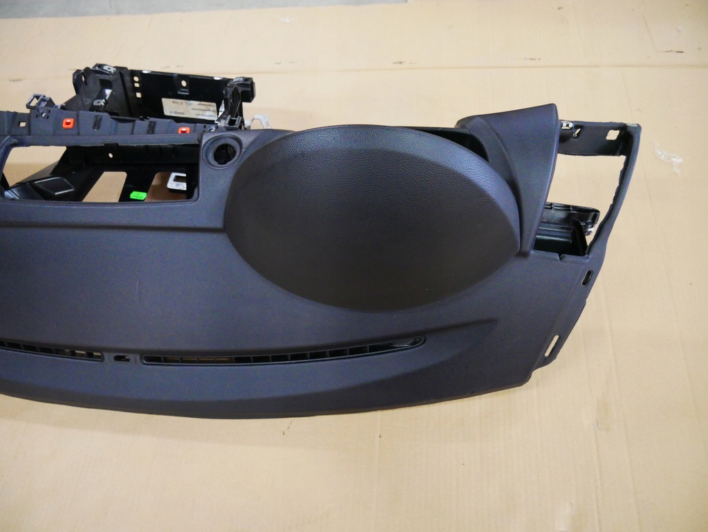 фото №9, Bmw e81 e82 e87 e88 lift панель приладів приладова консоль панель приладів з подушка