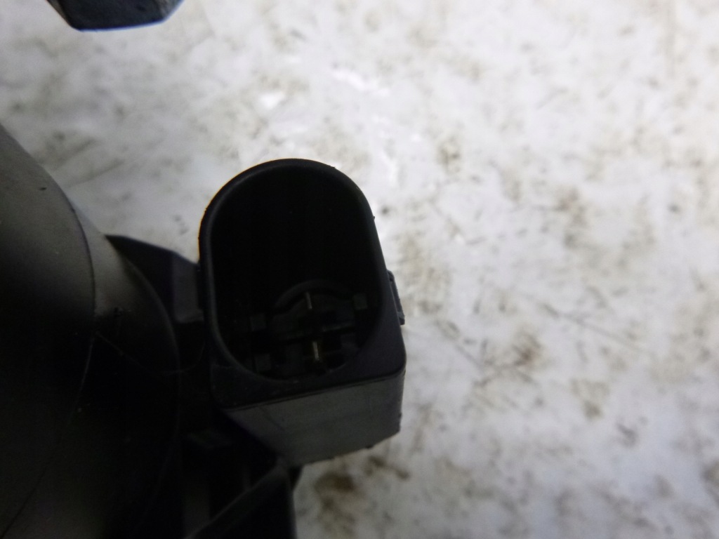 фото №11, Mercedes gle w167 суппорт тормозной суппорты задняя p+l