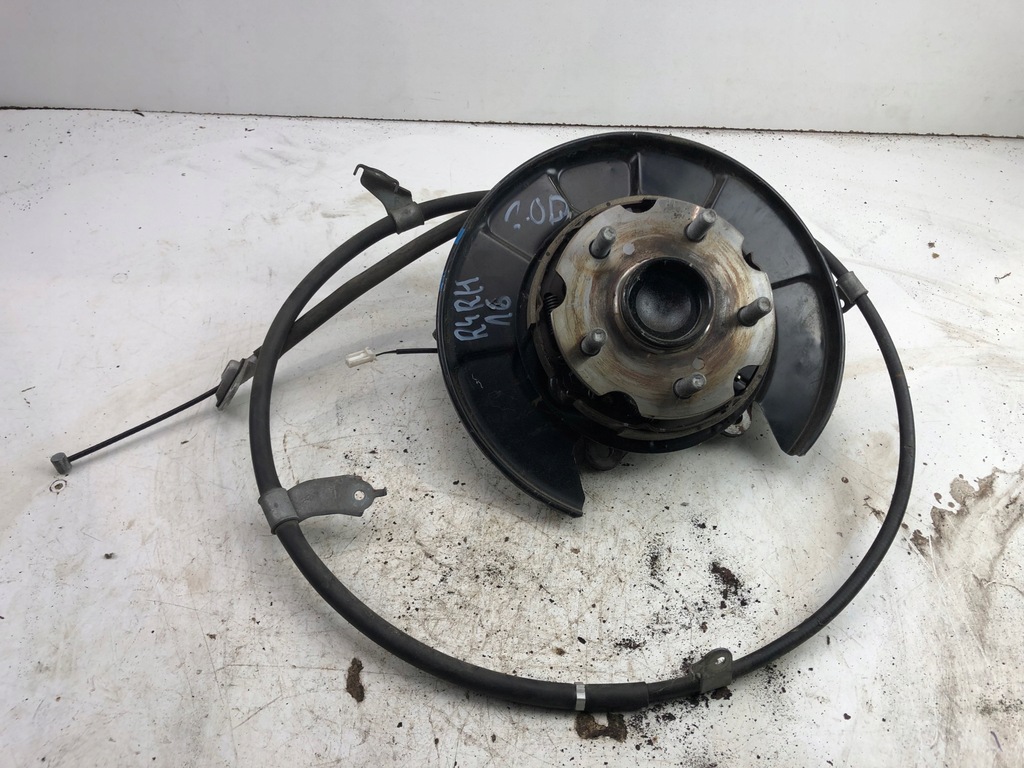 фото №1, Toyota rav4 iv поворотний кулак ступиця правий задня 2.0 d