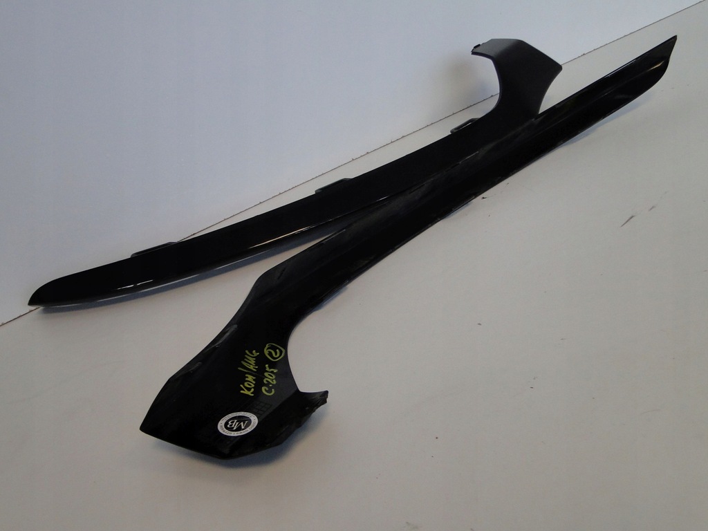 фото №10, Mercedes c w205 205 молдинг накладка-спойлер бампер amg правая