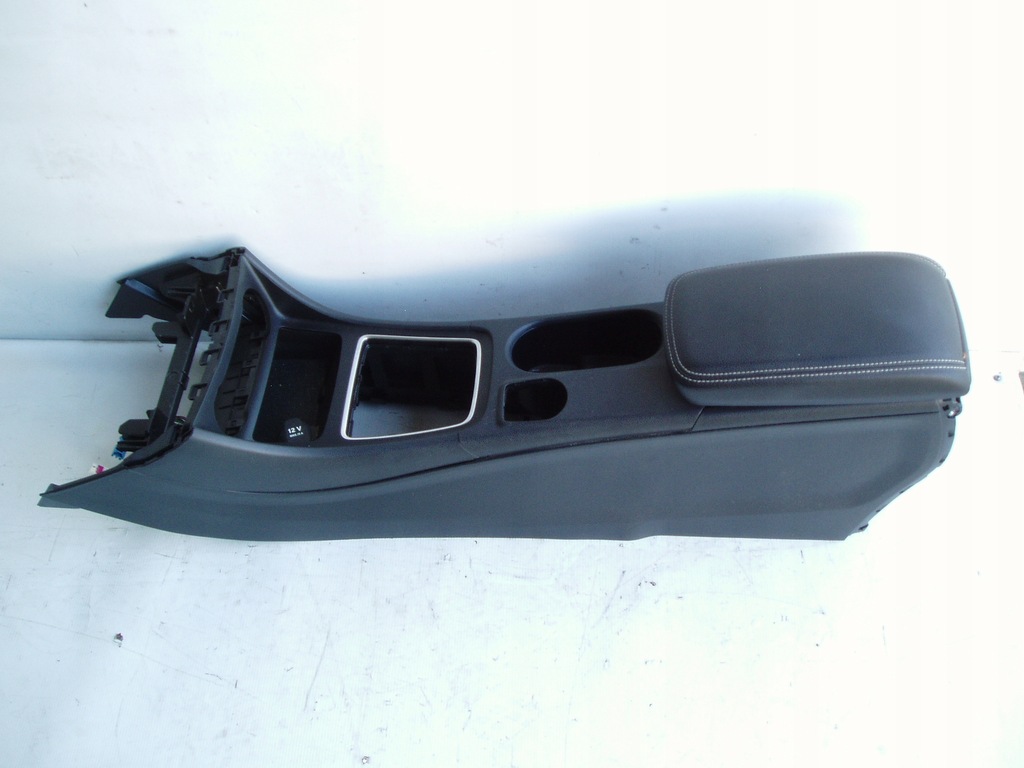 фото №1, Подлокотник mercedes a klasa w176 eu