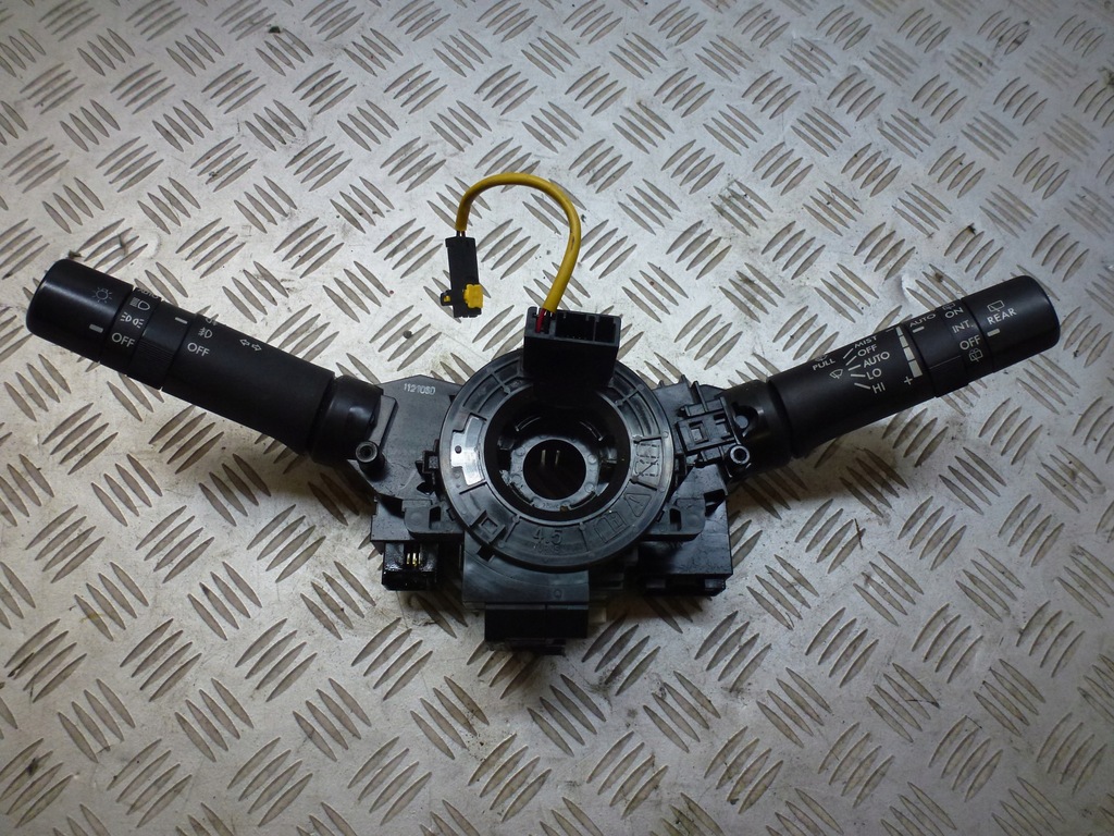 фото №1, Переключатели переключатель лента subaru legacy v