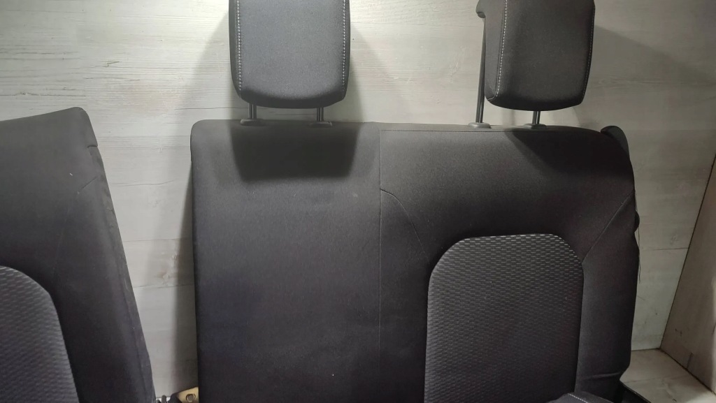 Dacia duster 2 2017 заднє сидіння задній Оригінал