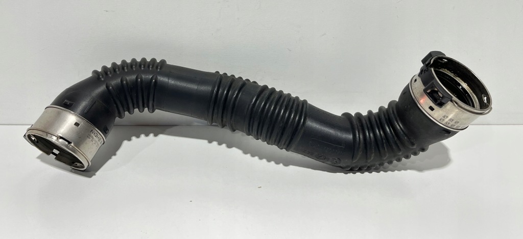 Купить Mercedes cla w117 труба шланг интеркулер a2465200101