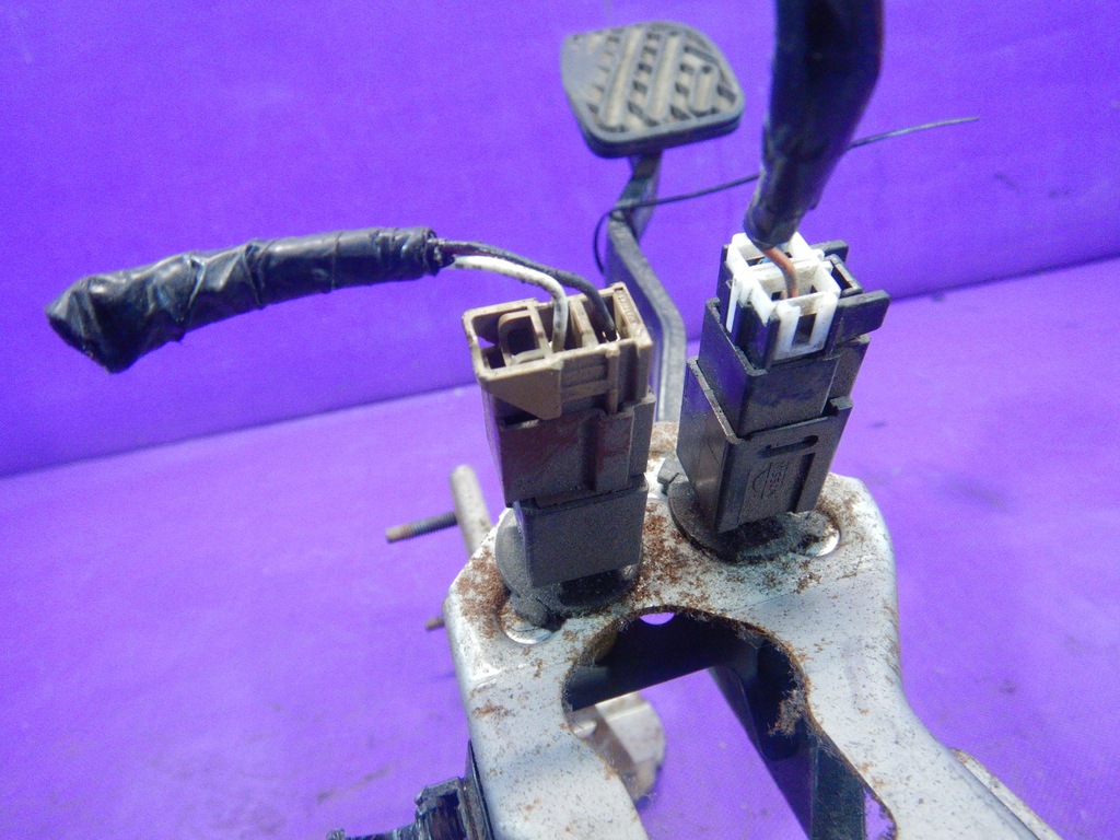 фото №4, Renault koleos i 2,0 dci педаль тормоза hh8148