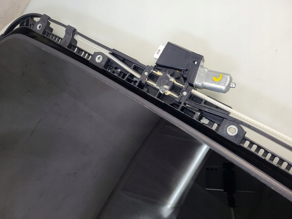 фото №7, Люк люк крыша рама каркас toyota auris e15 hb